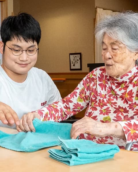 なぎさの里 採用サイト